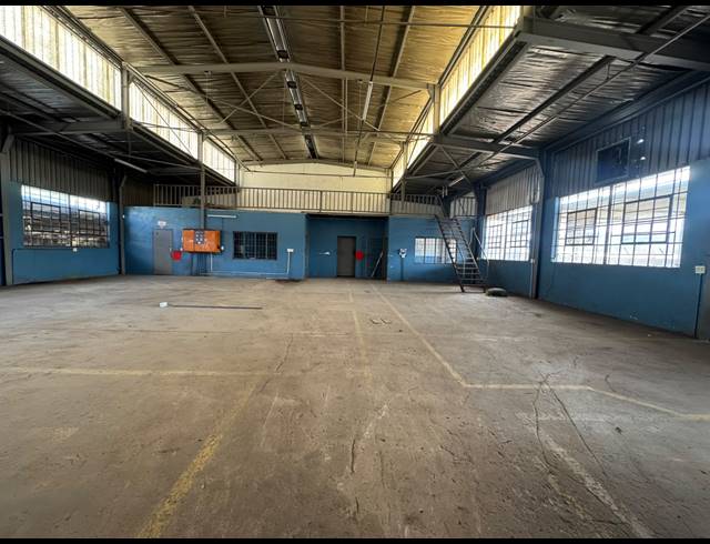 350M² WAREHOUSE TO LET IN HERMANSTAD